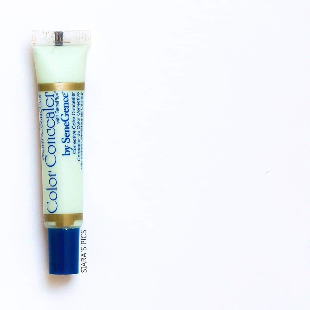Green Color Concealer - Picture 3 of 5